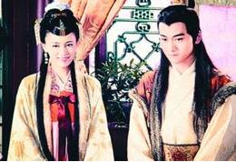 红楼梦中贾宝玉秦可卿之间的关系是什么?