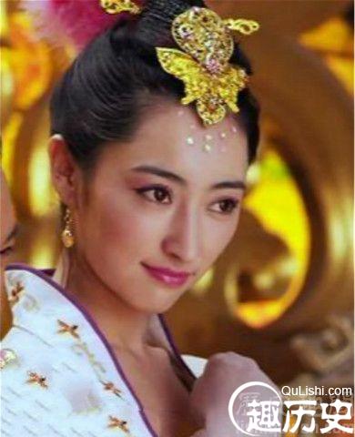 《隋唐演义》张丽华剧照