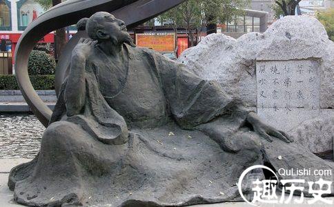 白居易雕像
