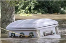 惊人巧合！一口棺材竟能漂浮28年回到家乡?