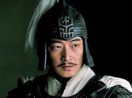 一方诸侯孙权与陆逊论周瑜的目的是什么