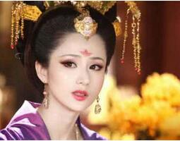 韦后与武三思秽乱后宫竟是武三思情人牵线搭桥