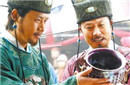 古代官员也是拿工资靠俸禄生活 他们的收入如何