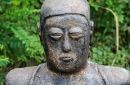揭秘：岳母墓前为何会比岳飞墓前多一尊铜像