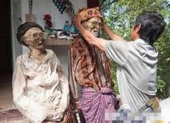 活人和尸体共舞的节日:非洲翻尸节揭秘