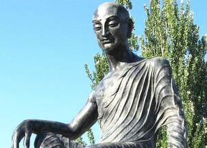 得道高僧鸠摩罗什大师有何传奇的爱情故事