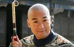 关于纪晓岚吃肉的轶事 和珅和纪晓岚的真实关系