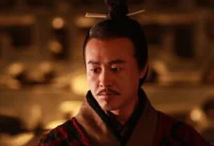 权臣杨国忠和杨贵妃是有血缘关系的亲属吗