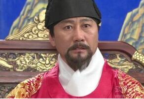 绫阳君李倧是用什么手段推翻前朝登上帝位的?