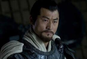 年少勇猛的孙坚是受到什么人伏击而死的