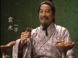 父亲过世后小霸王孙策为什么会选择投靠袁术