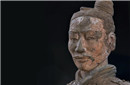 秦始皇陵出土青铜剑被压2000年 为何反弹平直