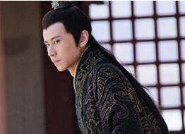 历史上汉灵帝即位后是由哪个宦官实际掌权