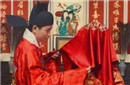 古代调戏新娘花样百千 新郎为何敢怒不敢言?