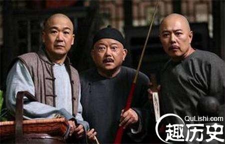 乾隆与和珅1.jpg