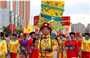 皇上出行常打伞：伞在宋代已成谈情说爱道具