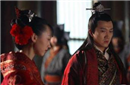 万万没想到堂堂一国之君 竟还喜欢看人洗澡！