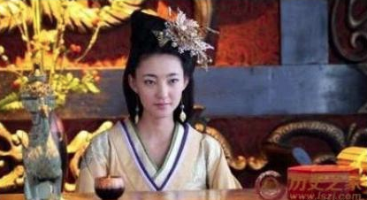 吕雉被太后折磨的不成样子，最终一步步成了变态杀人狂