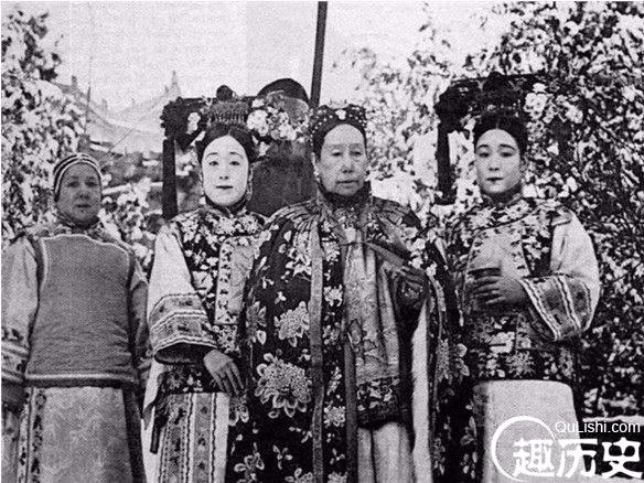 光绪皇帝叫她亲爸爸，两人死亡时间为何只差一天？