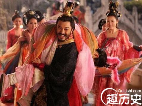 后宫佳丽三千？太少了，这皇帝竟娶了一万个老婆