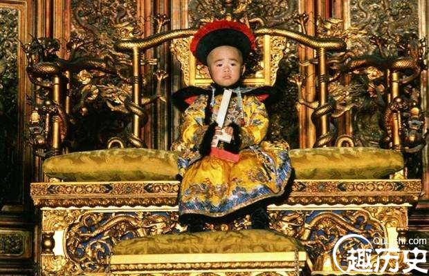 溥仪和慈禧平时是怎么虐待太监的，看完你就明白清朝为什么灭亡