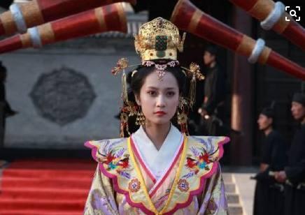 朱元璋处死自己的两个儿媳，民间百姓拍手称快