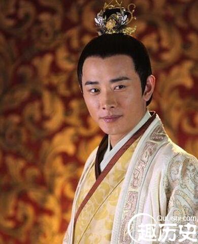 汉高祖刘邦去世后吕雉是怎样助汉惠帝刘盈执掌天下的？