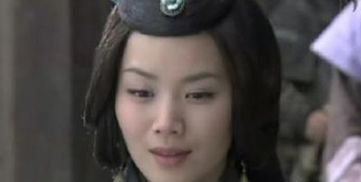 历史上的张飞是贵族，善草书，画美人，书法相当有名气