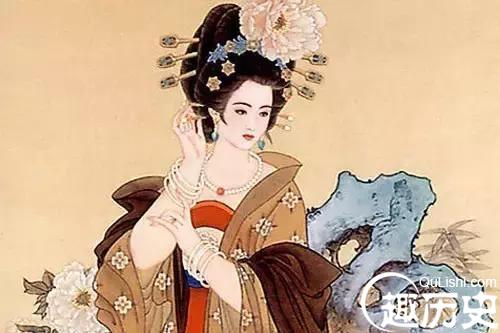 唐朝妃子杨玉环奢靡后宫生活：700人为其缝衣做裳