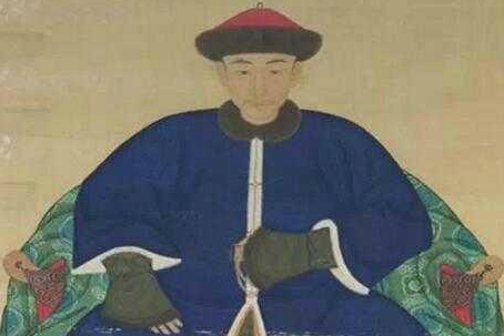 堂堂一个王爷的坟墓，如今周围却堆满了垃圾