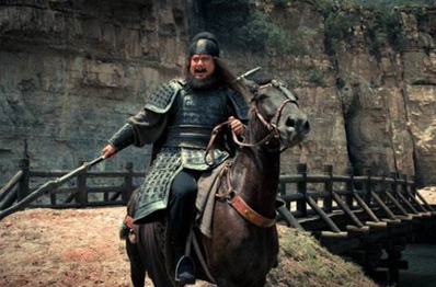 张飞为什么那么轻易就被暗杀？是不是和刘备诸葛亮有关系？