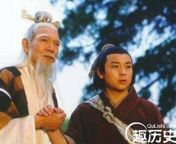 为何所有人都去抢屠龙刀而不抢倚天剑呢？难道灭绝比谢逊还厉害？
