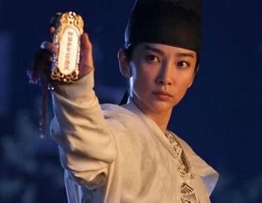 生平堪比武则天，中国第一女宰相上官婉儿揭秘