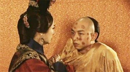 皇帝微服私访回宫后全身溃烂而死，慈禧被吓得冷汗直流
